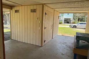 2221 S Waterman Dr, Crystal River, FL 34429 - Photo 25