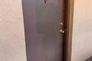 914 SW 8th Ave, Gainesville, FL 32601 - Photo 5