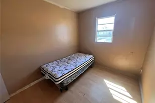 914 SW 8th Ave, Gainesville, FL 32601 - Photo 19