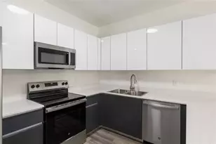 1581 NW 29 Rd, Gainesville, FL 32605 - Photo 5