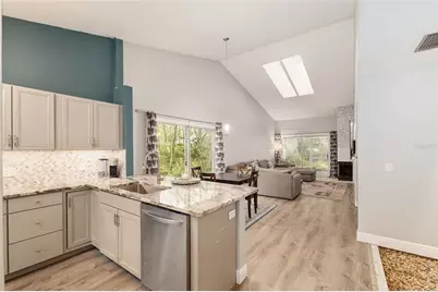 920 SW 50th Way, Gainesville, FL 32607 - Photo 9