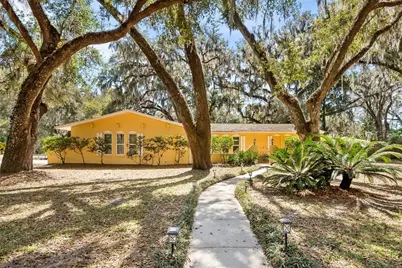 1909 SW 48th Avenue, Gainesville, FL 32608 - Photo 1