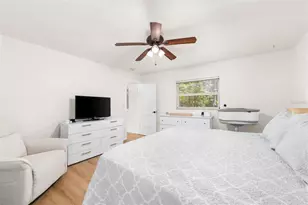 1909 SW 48th Ave, Gainesville, FL 32608 - Photo 21