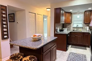 5418 SW 4th Pl, Gainesville, FL 32607 - Photo 7