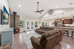 357 SW Conestoga Way, Fort White, FL 32038 - Photo 15