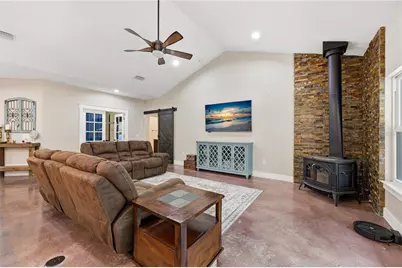 357 SW Conestoga Way, Fort White, FL 32038 - Photo 17