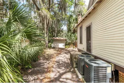 306 NE 3rd Street, Gainesville, FL 32601 - Photo 77