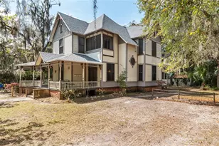 306 NE 3rd St, Gainesville, FL 32601 - Photo 3