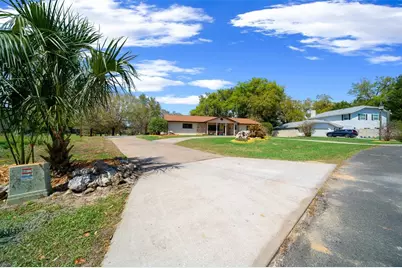 9923 E Saint Regis Court, Inverness, FL 34450 - Photo 19