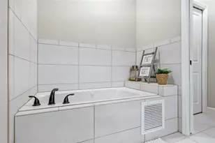 8920 NE 8th Pl, High Springs, FL 32643 - Photo 19