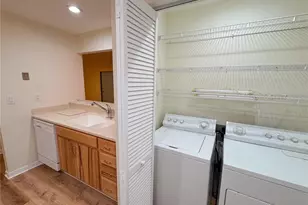 2664 SW 14th Dr, Gainesville, FL 32608 - Photo 7