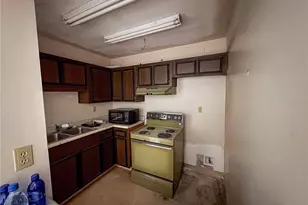 2640 SW 14th Dr, Gainesville, FL 32608 - Photo 7