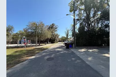 402 SW 7th Place, Gainesville, FL 32601 - Photo 9