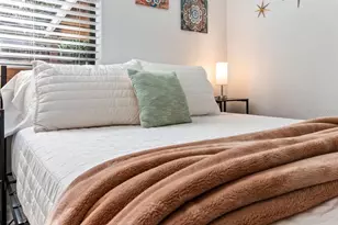 825 NW 19th Ave, Gainesville, FL 32609 - Photo 19