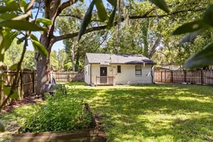 825 NW 19th Ave, Gainesville, FL 32609 - Photo 25