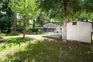 2907 NE 19th St, Gainesville, FL 32609 - Photo 13