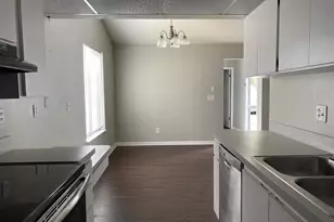 2858 SW 39th Ave, Gainesville, FL 32608 - Photo 5