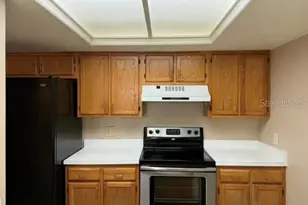 5735 SW 8th Pl, Gainesville, FL 32607 - Photo 3