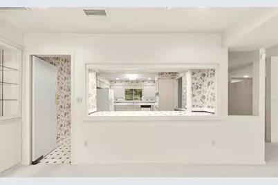 630 SW 26th Place, Gainesville, FL 32601 - Photo 15