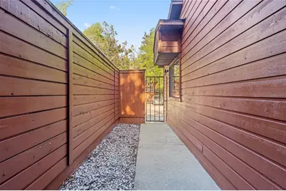 900 SW 62nd Boulevard #D24, Gainesville, FL 32607 - Photo 7