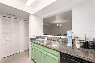 900 SW 62nd Blvd, Gainesville, FL 32607 - Photo 17