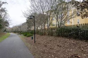 1245 SW 9th Rd, Gainesville, FL 32601 - Photo 25