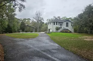 4250 NW 81st Ln, Bell, FL 32619 - Photo 11