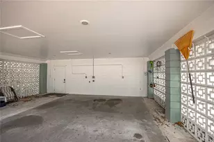 1421 NW 30th St, Gainesville, FL 32605 - Photo 15