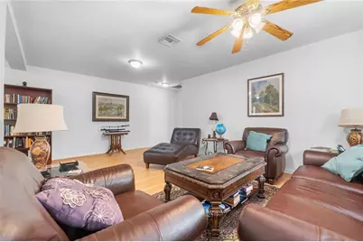 1701 38th Avenue, Saint Petersburg, FL 33713 - Photo 13