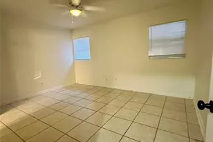 1916 NE 21st Pl, Gainesville, FL 32609 - Photo 9