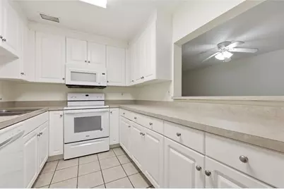 501 SW 75th Street #F11, Gainesville, FL 32607 - Photo 9