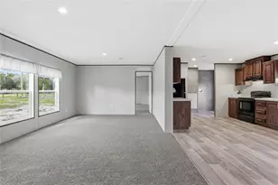 2231 SE 132nd Ct, Morriston, FL 32668 - Photo 9