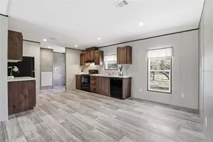 2231 SE 132nd Ct, Morriston, FL 32668 - Photo 11