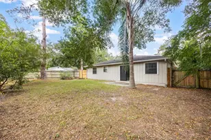 1731 NW 32nd Pl, Gainesville, FL 32605 - Photo 21