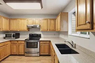 5269 SW 97th Dr, Gainesville, FL 32608 - Photo 7