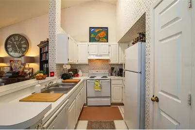 10000 SW 52nd Avenue #104, Gainesville, FL 32608 - Photo 5