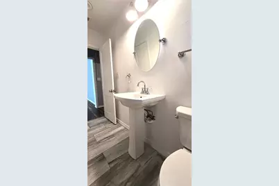 1131 NE 10th Avenue, Gainesville, FL 32601 - Photo 15