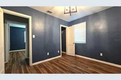 1131 NE 10th Avenue, Gainesville, FL 32601 - Photo 7