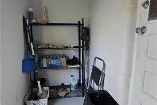 1131 NE 10th Ave, Gainesville, FL 32601 - Photo 11