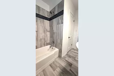 1131 NE 10th Avenue, Gainesville, FL 32601 - Photo 19