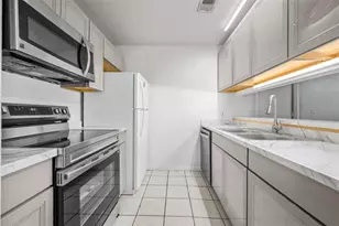 3800 SW 20th Ave, Gainesville, FL 32607 - Photo 5