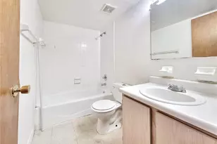 2360 SW Archer Rd, Gainesville, FL 32608 - Photo 17