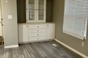 1305 Mohawk Cir, Tavares, FL 32778 - Photo 15