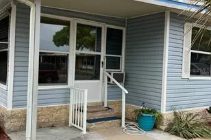 1305 Mohawk Cir, Tavares, FL 32778 - Photo 3