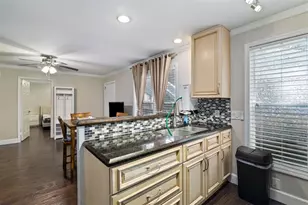 2905 SW Archer Rd, Gainesville, FL 32608 - Photo 9