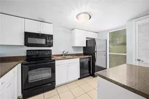 1810 NW 23rd Blvd, Gainesville, FL 32605 - Photo 11