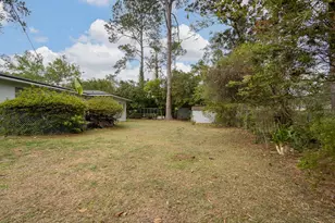 1303 NW 31st St, Gainesville, FL 32605 - Photo 33