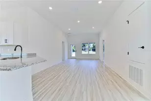 16881 NW 176th Wy, Alachua, FL 32615 - Photo 5