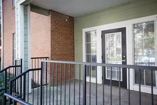 1235 SW 9th Rd, Gainesville, FL 32601 - Photo 3