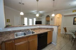 1235 SW 9th Rd, Gainesville, FL 32601 - Photo 11
